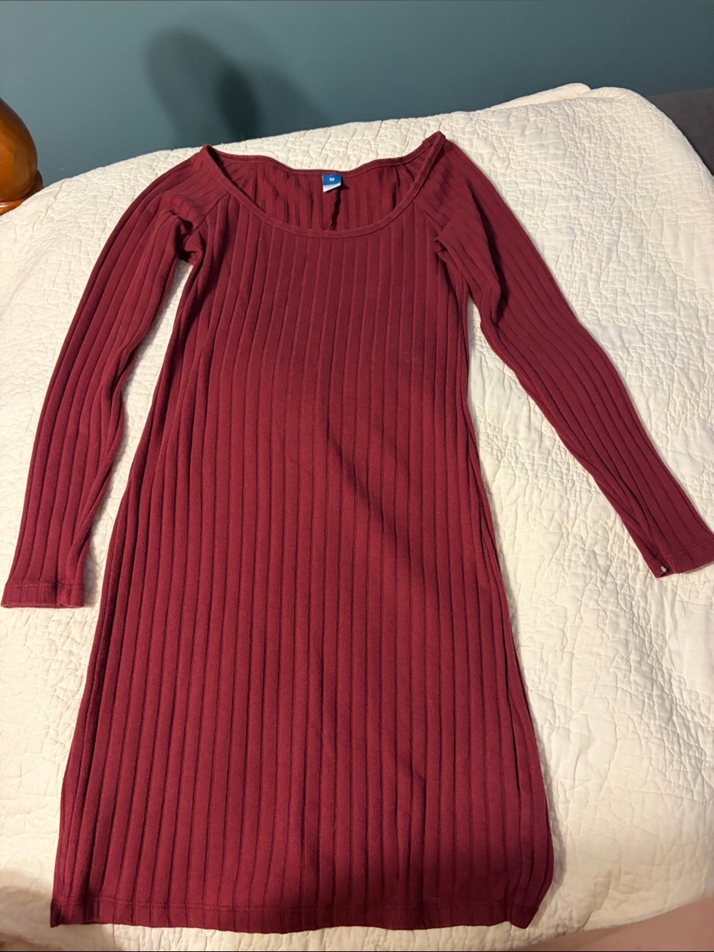 Old Navy Ribbed Long-Sleeve Scoop Neck Dress - Wine